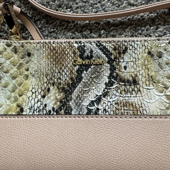 EUC Calvin Klein Snakeskin Crossbody Purse - Picture 3 of 8